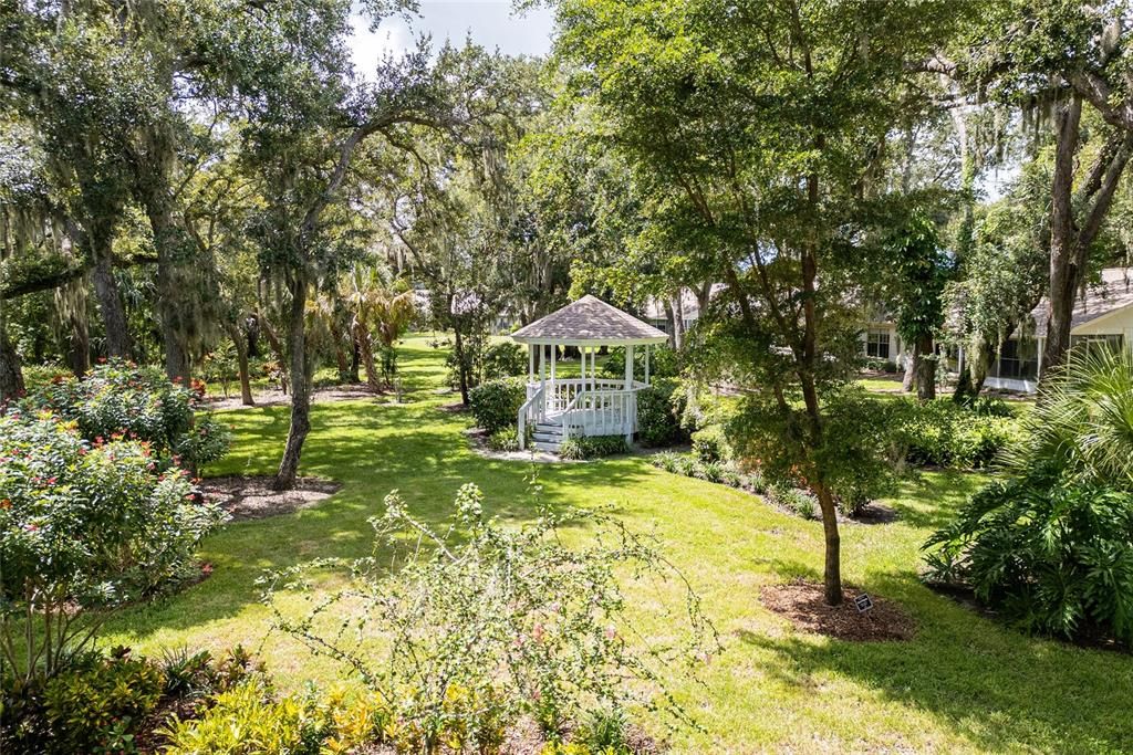 For Sale: $269,900 (2 beds, 2 baths, 1543 Square Feet)