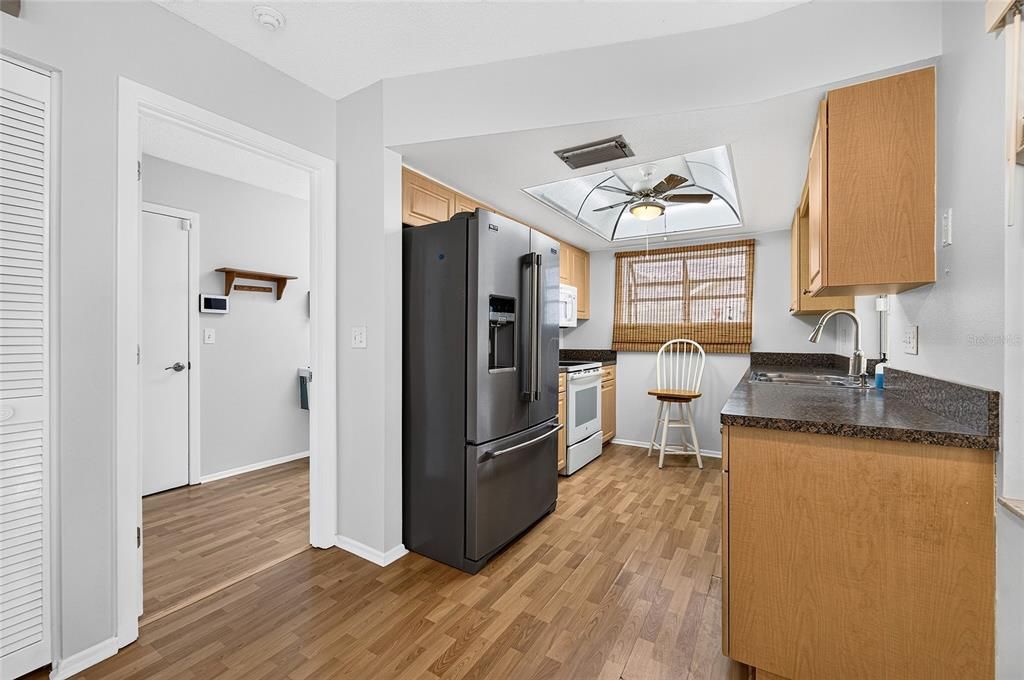 For Sale: $269,900 (2 beds, 2 baths, 1543 Square Feet)
