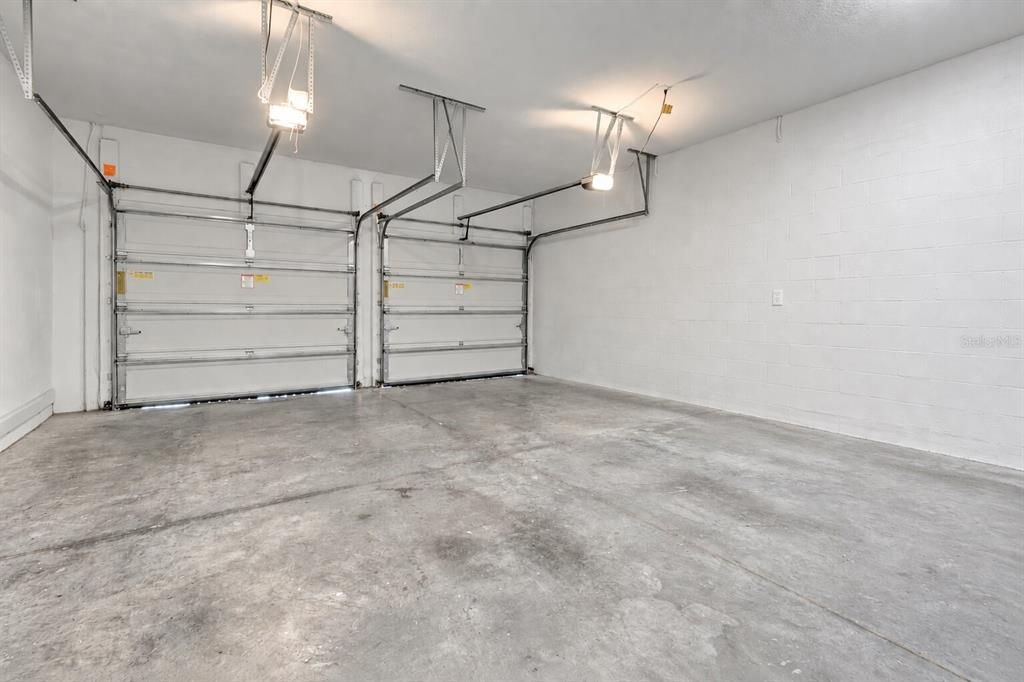 En Venta: $950,000 (4 camas, 3 baños, 2680 Pies cuadrados)