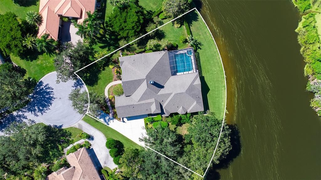 En Venta: $1,750,000 (6 camas, 4 baños, 5054 Pies cuadrados)