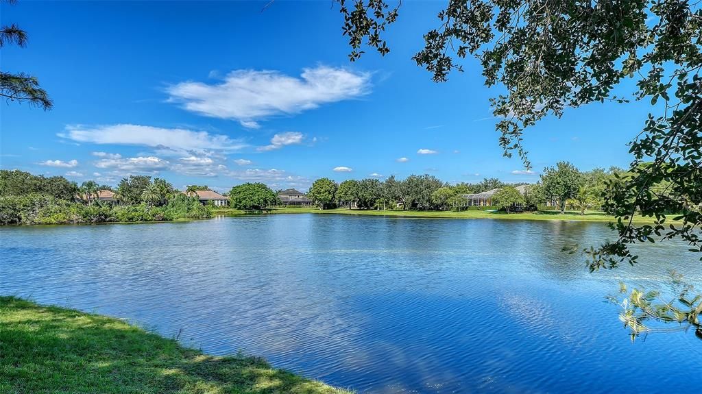 En Venta: $1,750,000 (6 camas, 4 baños, 5054 Pies cuadrados)