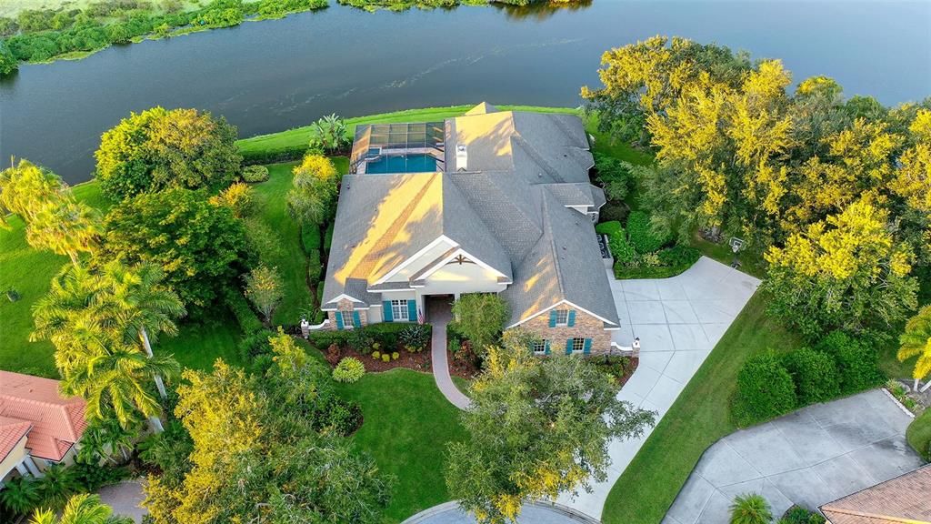 En Venta: $1,750,000 (6 camas, 4 baños, 5054 Pies cuadrados)