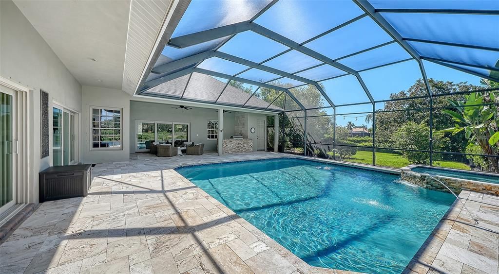 En Venta: $1,750,000 (6 camas, 4 baños, 5054 Pies cuadrados)