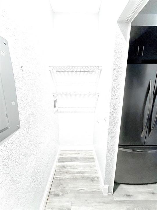 For Rent: $2,500 (4 beds, 2 baths, 1372 Square Feet)