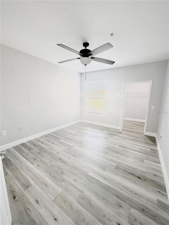 For Rent: $2,500 (4 beds, 2 baths, 1372 Square Feet)