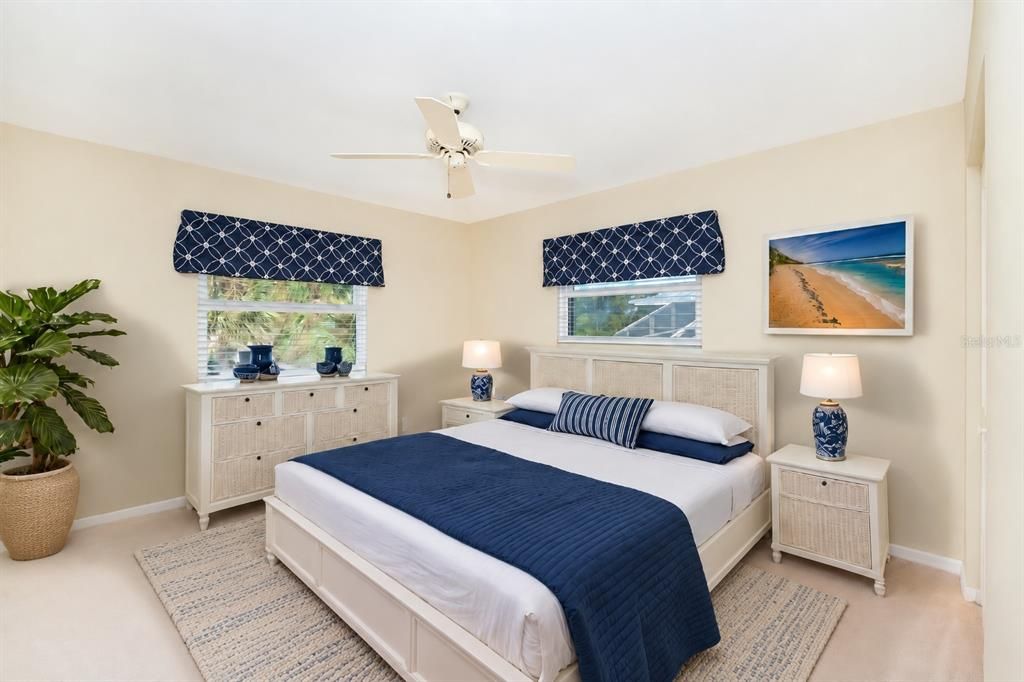 For Sale: $885,000 (3 beds, 2 baths, 1774 Square Feet)