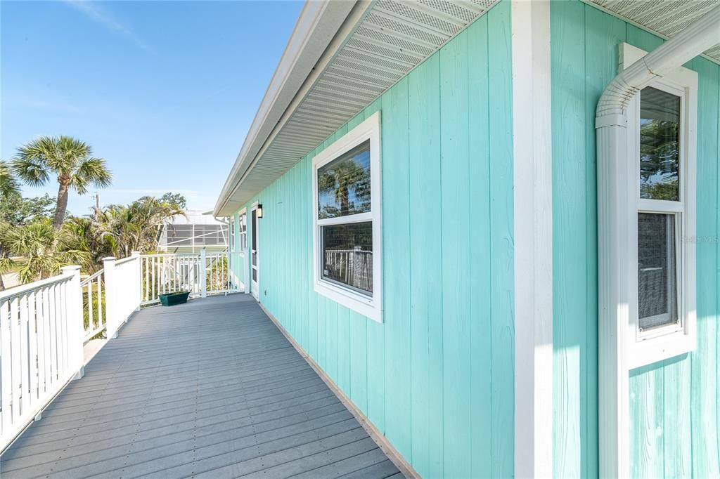 For Sale: $885,000 (3 beds, 2 baths, 1774 Square Feet)