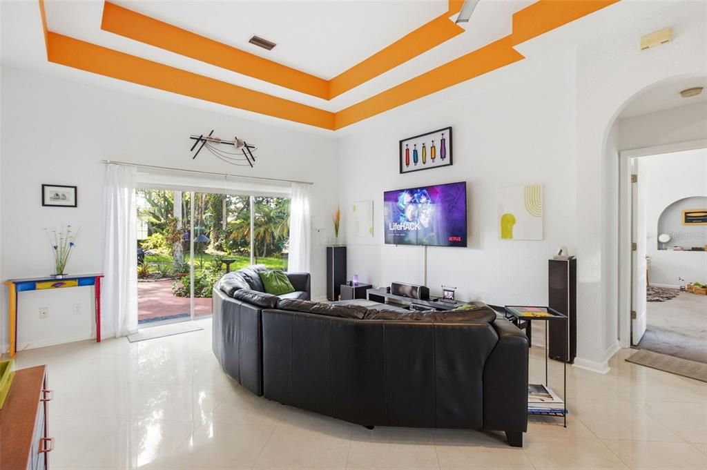For Sale: $1,600,000 (6 beds, 0 baths, 3707 Square Feet)
