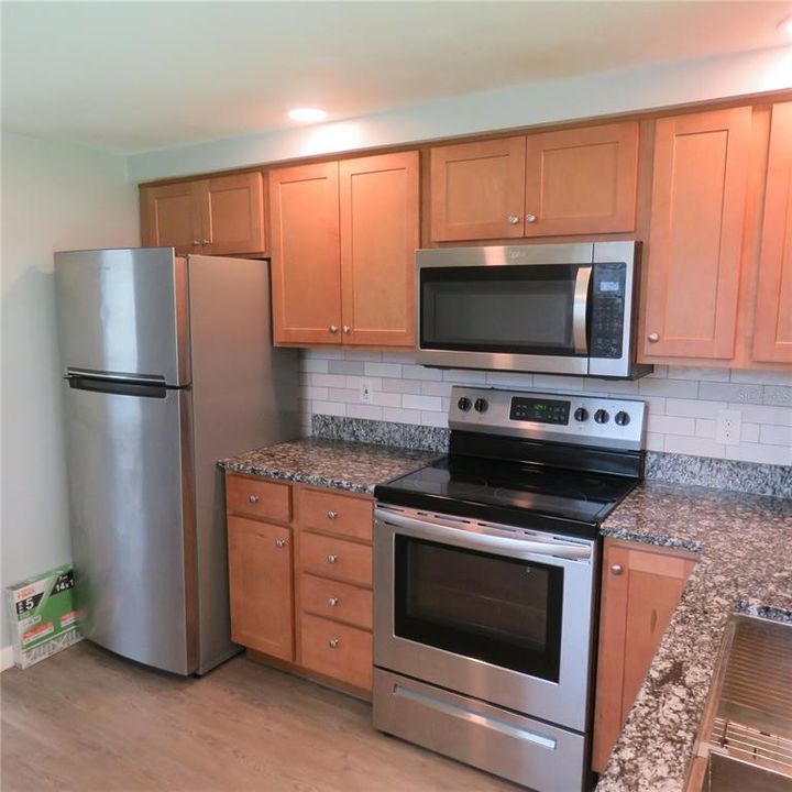For Rent: $1,550 (2 beds, 1 baths, 650 Square Feet)