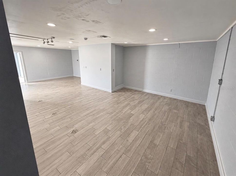 For Sale: $78,000 (0 beds, 0 baths, 1254 Square Feet)