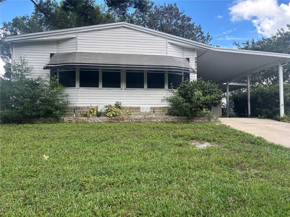 For Sale: $109,900 (2 beds, 2 baths, 1358 Square Feet)