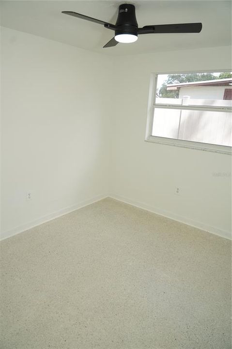 For Sale: $350,000 (4 beds, 2 baths, 1660 Square Feet)