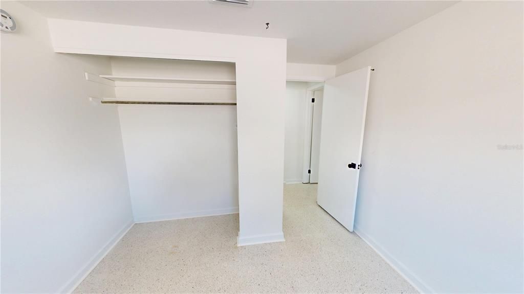 For Sale: $350,000 (4 beds, 2 baths, 1660 Square Feet)