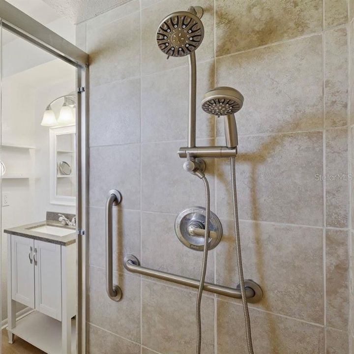 En Renta: $2,200 (2 camas, 2 baños, 1041 Pies cuadrados)