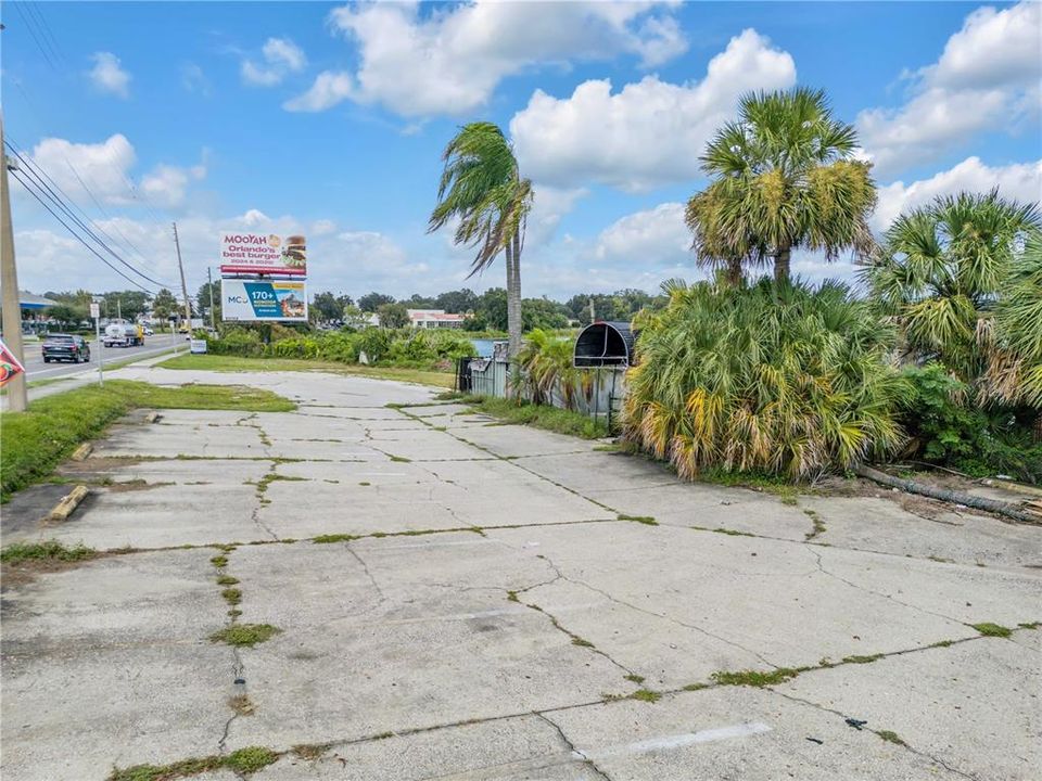 For Sale: $1,600,000 (0 beds, 0 baths, 1433 Square Feet)