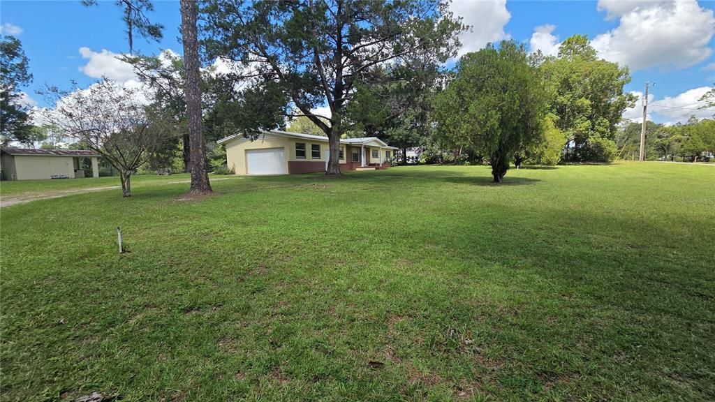 For Sale: $265,000 (3 beds, 2 baths, 1518 Square Feet)