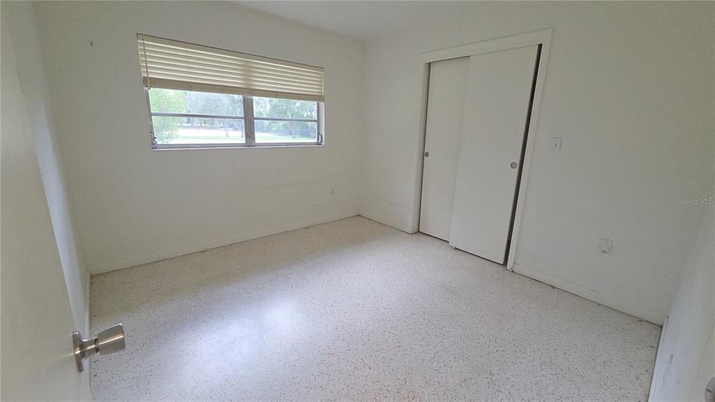 For Sale: $265,000 (3 beds, 2 baths, 1518 Square Feet)