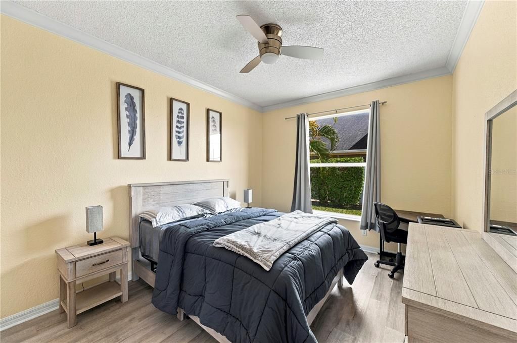 En Venta: $310,000 (3 camas, 2 baños, 1300 Pies cuadrados)