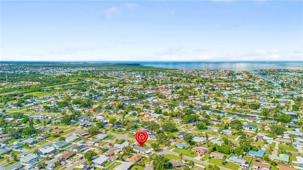 En Venta: $280,000 (3 camas, 2 baños, 1165 Pies cuadrados)