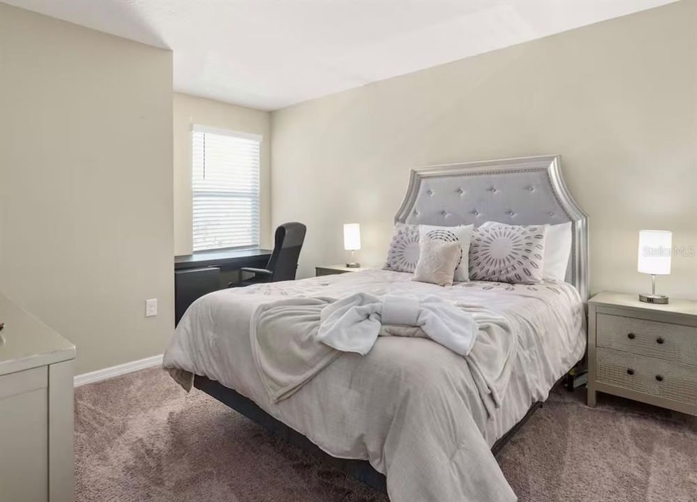 For Rent: $2,200 (3 beds, 2 baths, 1762 Square Feet)