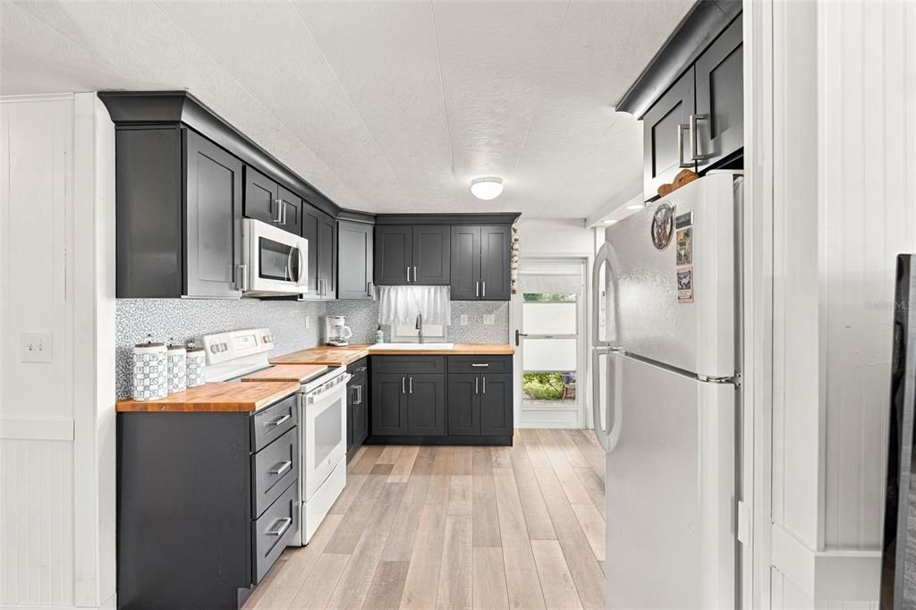 En Venta: $249,000 (2 camas, 2 baños, 960 Pies cuadrados)