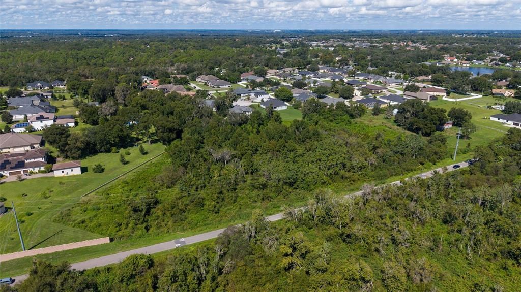 На продажу: $199,900 (4.09 acres)