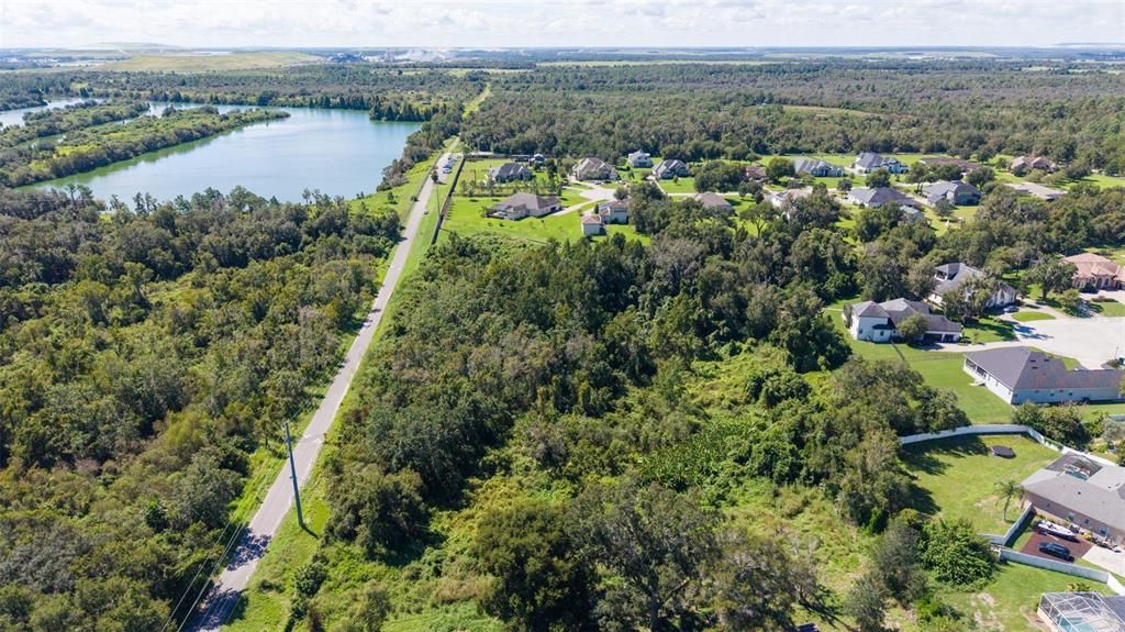На продажу: $199,900 (4.09 acres)