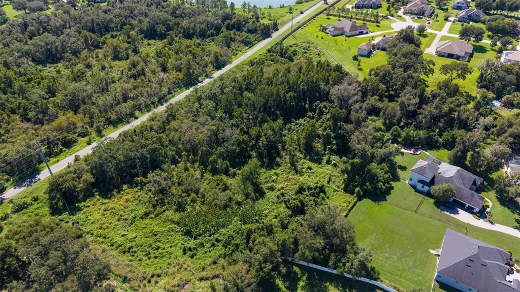 На продажу: $199,900 (4.09 acres)