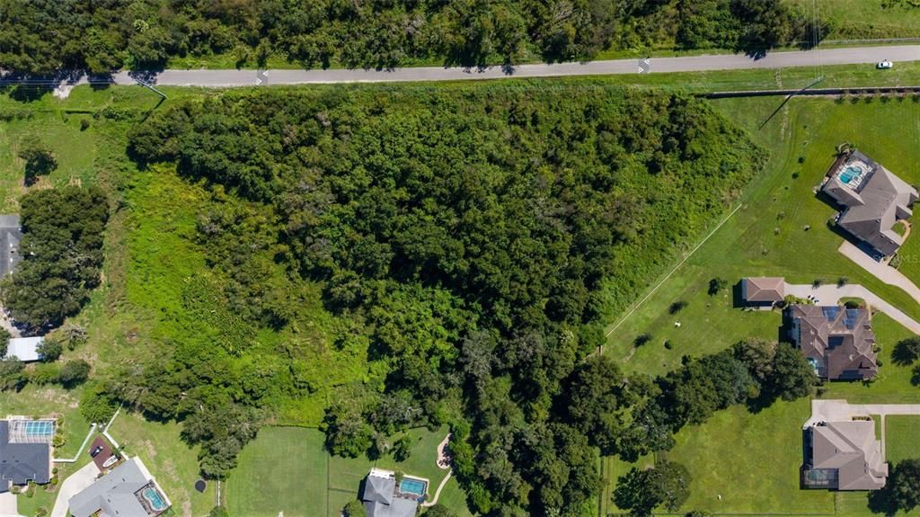 На продажу: $199,900 (4.09 acres)