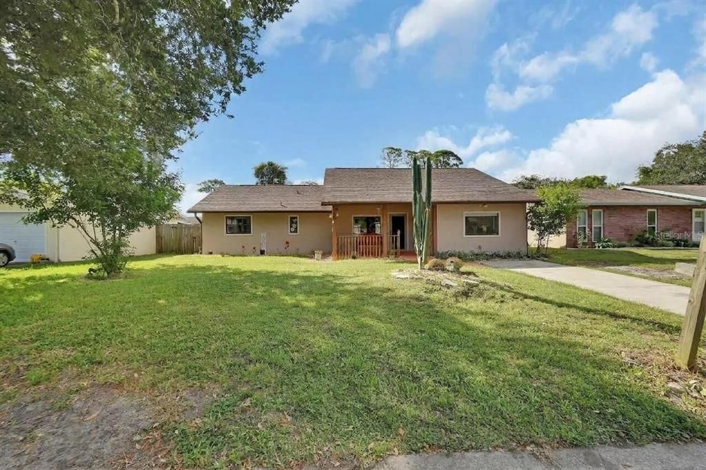 En Venta: $310,000 (4 camas, 2 baños, 1606 Pies cuadrados)