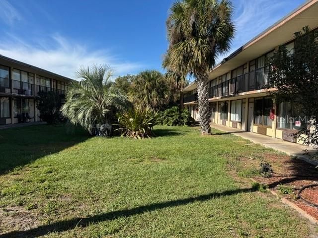 For Sale: $47,000 (1 beds, 1 baths, 276 Square Feet)