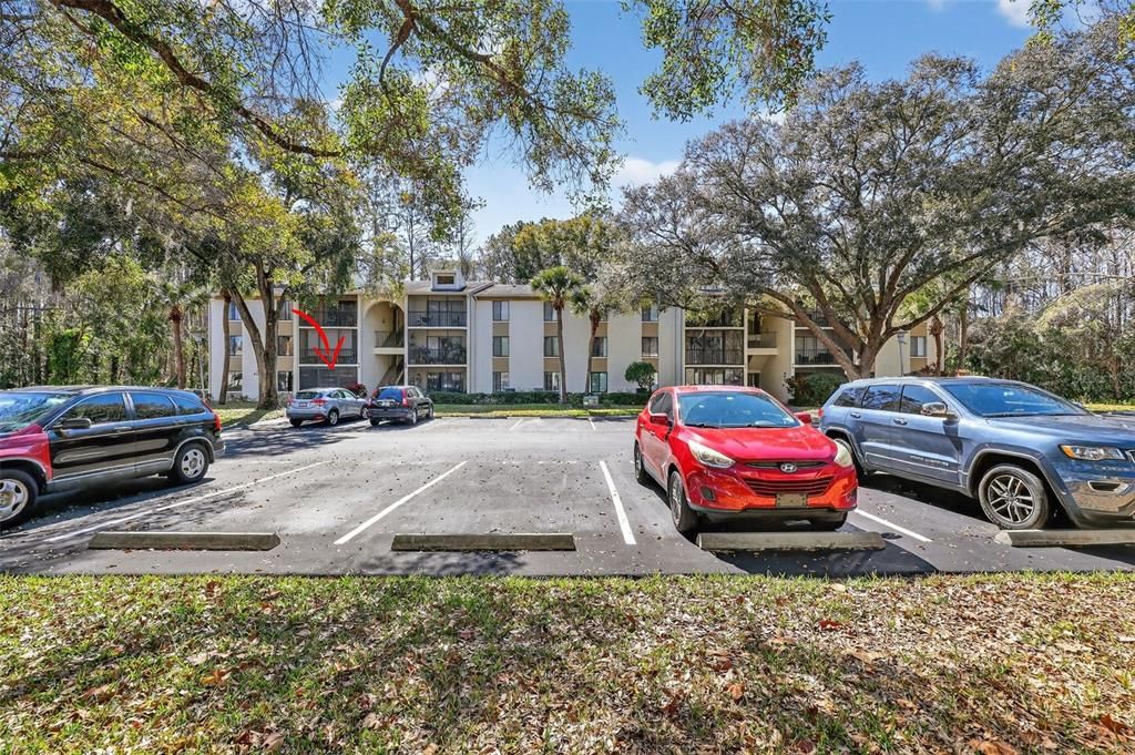 Active With Contract: $129,900 (2 beds, 2 baths, 1060 Square Feet)