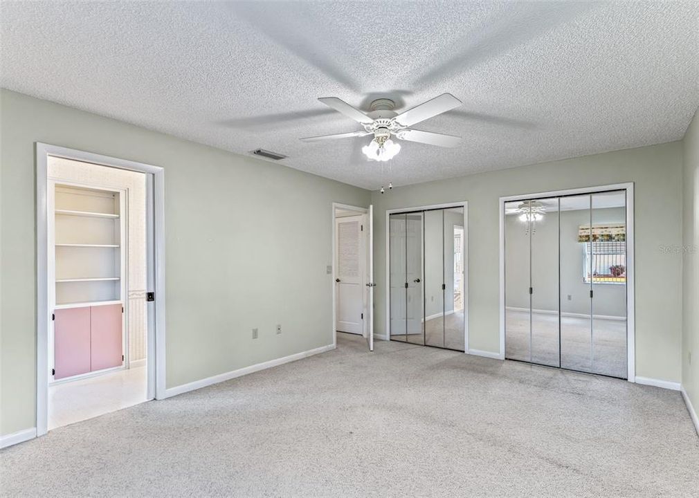 For Sale: $239,900 (3 beds, 2 baths, 1685 Square Feet)