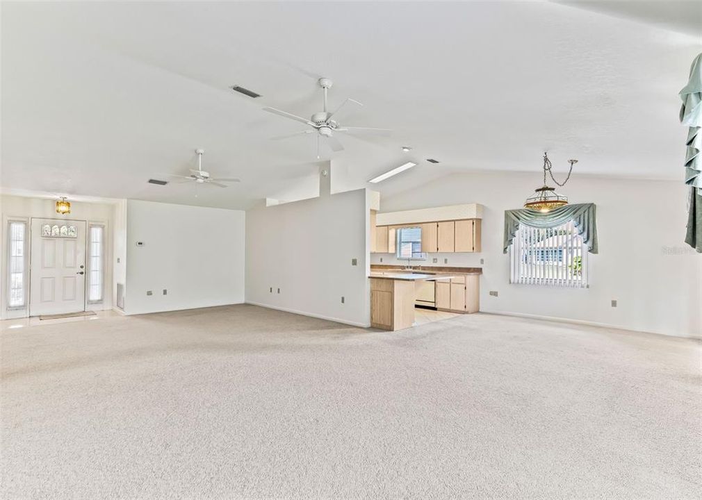 For Sale: $239,900 (3 beds, 2 baths, 1685 Square Feet)