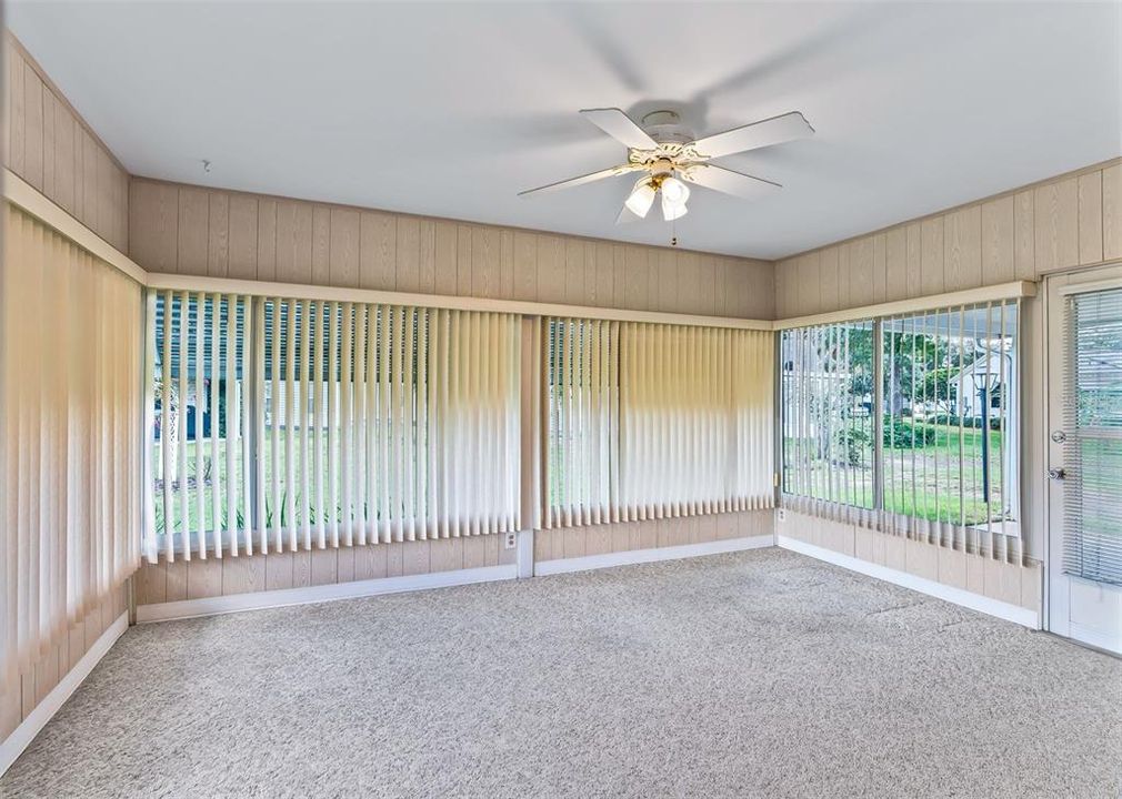 For Sale: $239,900 (3 beds, 2 baths, 1685 Square Feet)