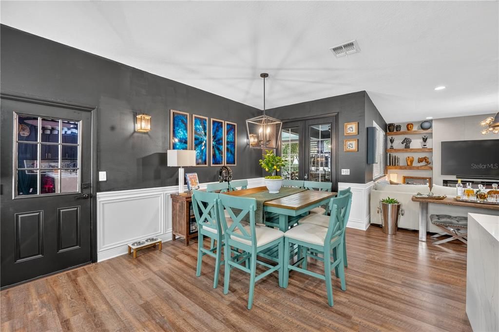 For Sale: $769,000 (5 beds, 3 baths, 2773 Square Feet)
