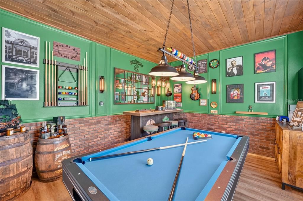 For Sale: $769,000 (5 beds, 3 baths, 2773 Square Feet)