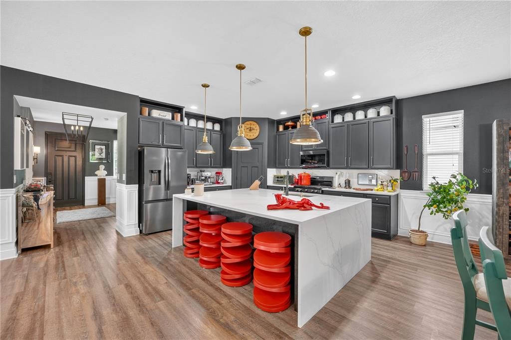 For Sale: $769,000 (5 beds, 3 baths, 2773 Square Feet)