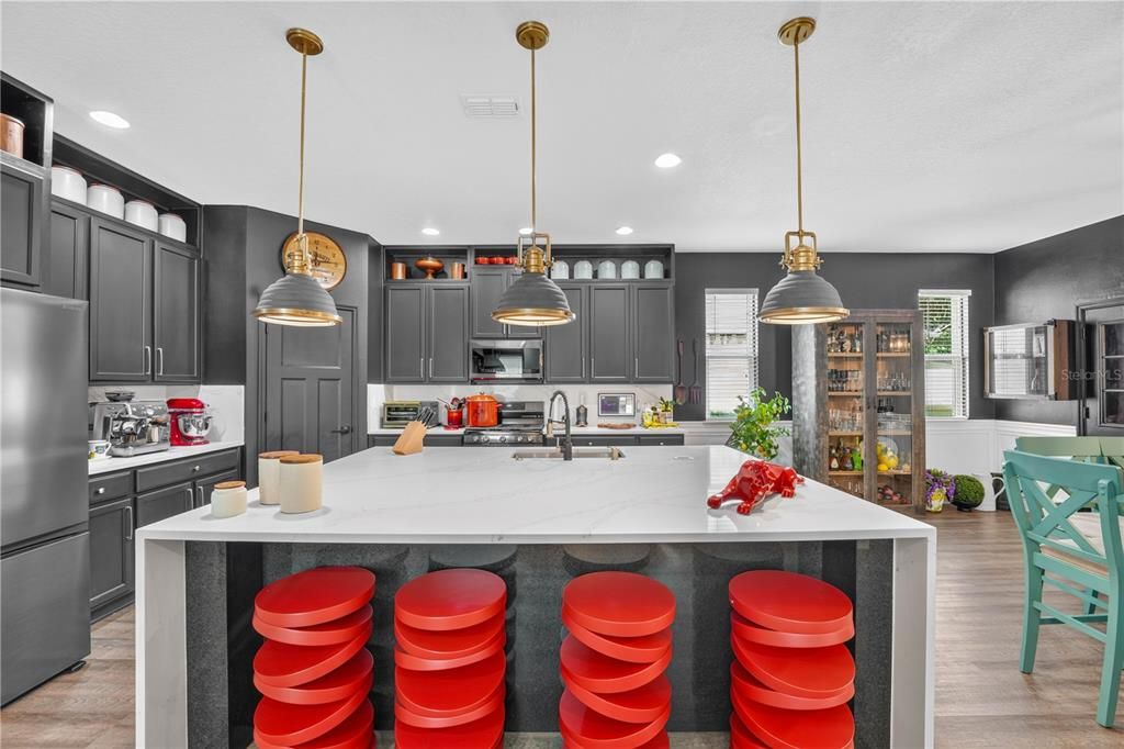 For Sale: $769,000 (5 beds, 3 baths, 2773 Square Feet)