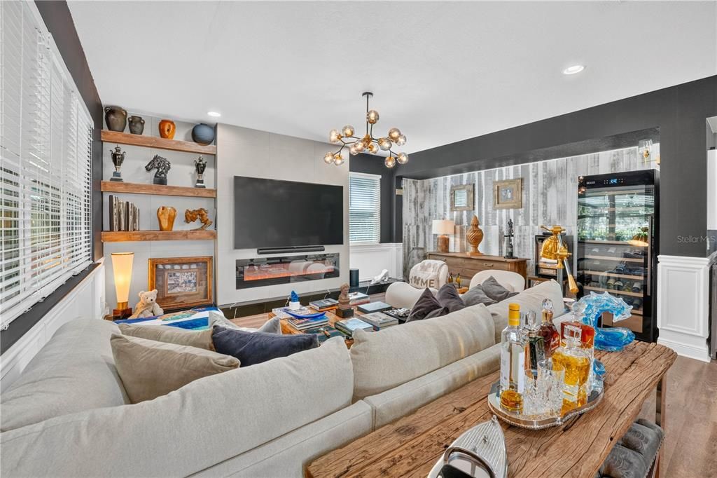 For Sale: $769,000 (5 beds, 3 baths, 2773 Square Feet)
