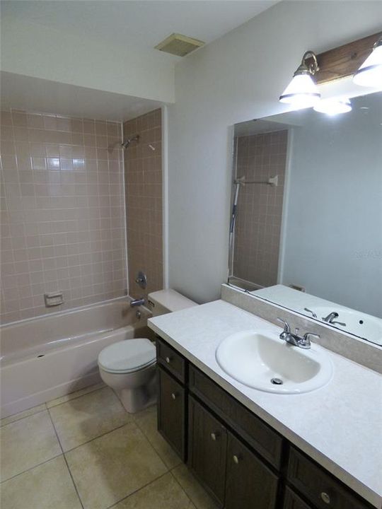 For Rent: $1,595 (2 beds, 2 baths, 970 Square Feet)