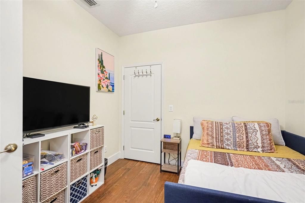 For Sale: $248,900 (3 beds, 2 baths, 1438 Square Feet)