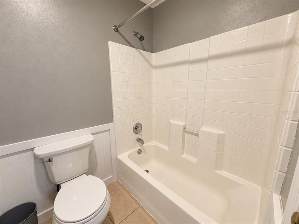 В аренду: $2,550 (4 спален, 2 ванн, 2813 Квадратных фут)