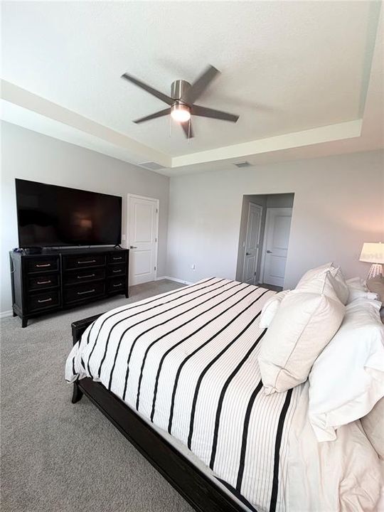 For Rent: $2,650 (4 beds, 2 baths, 1980 Square Feet)