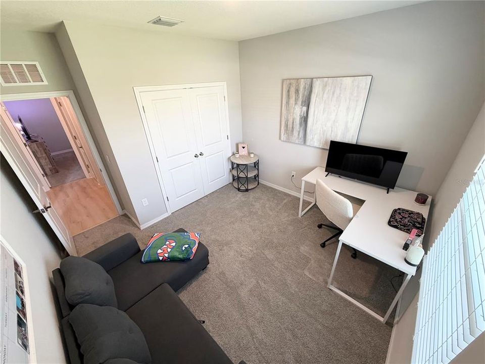 For Rent: $2,650 (4 beds, 2 baths, 1980 Square Feet)
