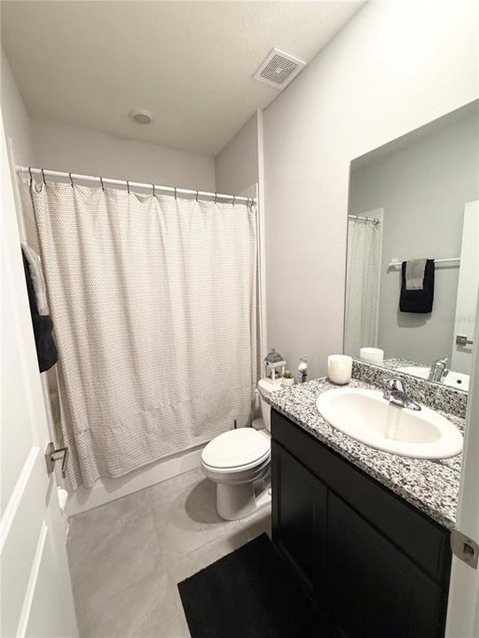 For Rent: $2,650 (4 beds, 2 baths, 1980 Square Feet)