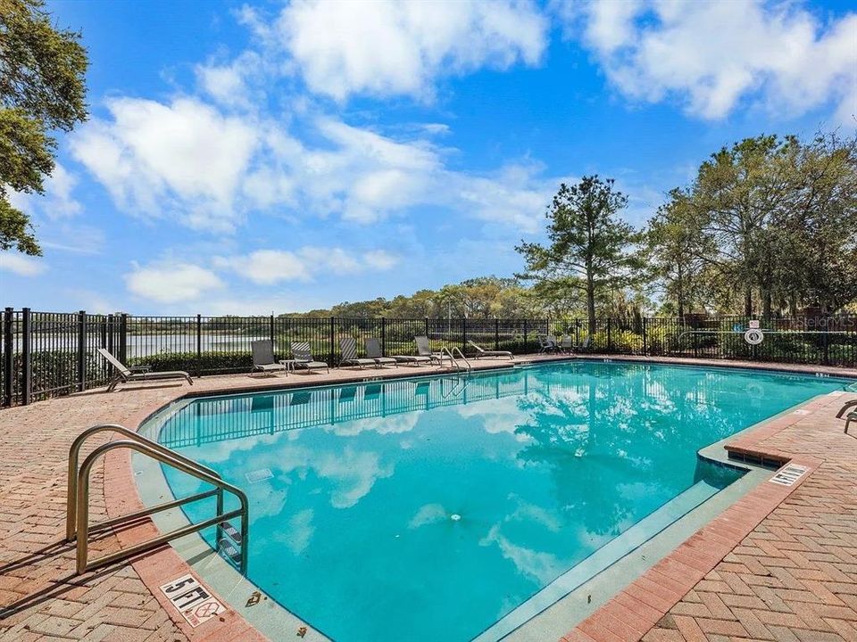 For Rent: $2,399 (3 beds, 2 baths, 1644 Square Feet)