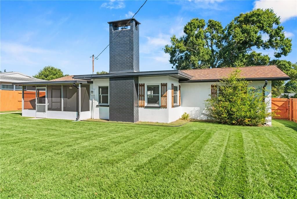 En Venta: $474,900 (4 camas, 3 baños, 1263 Pies cuadrados)
