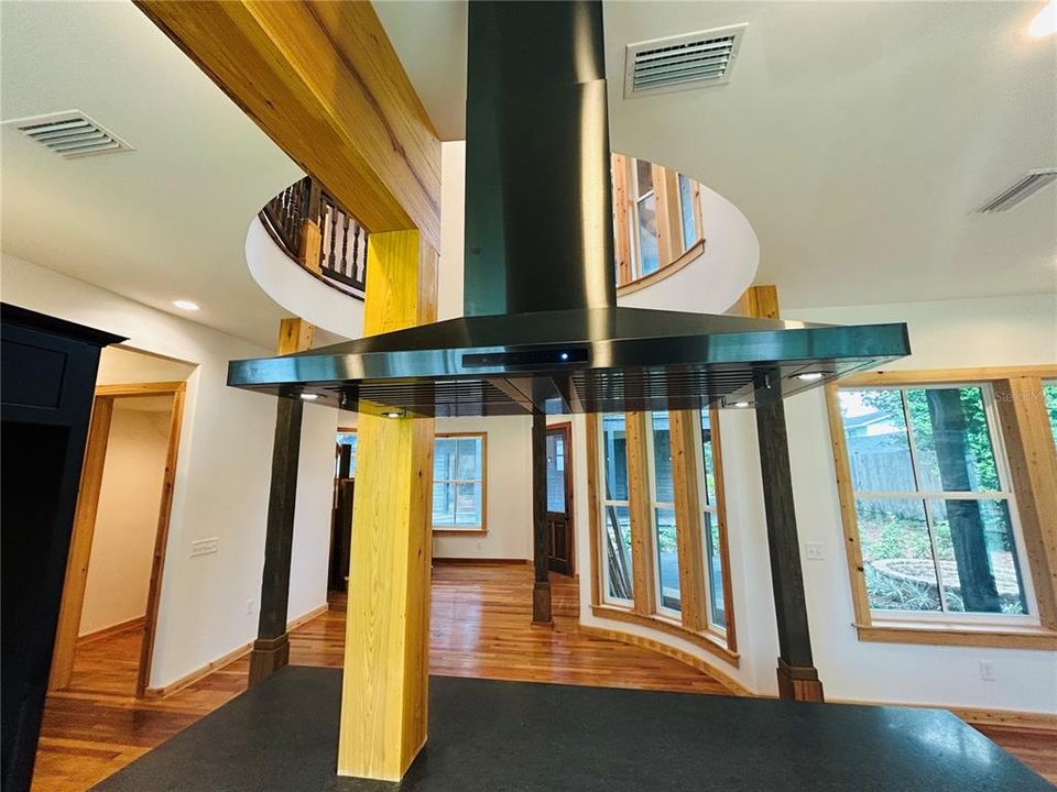 En Venta: $899,000 (4 camas, 4 baños, 2625 Pies cuadrados)