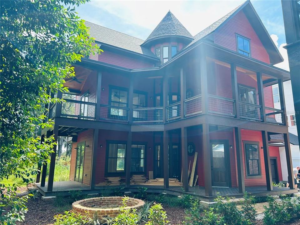 En Venta: $899,000 (4 camas, 4 baños, 2625 Pies cuadrados)